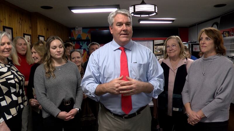 Zay launched his campaign Thursday afternoon at Nick’s Kitchen in Huntington.