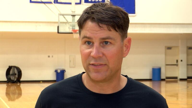Purdue Fort Wayne men's basketball head coach Jon Coffman
